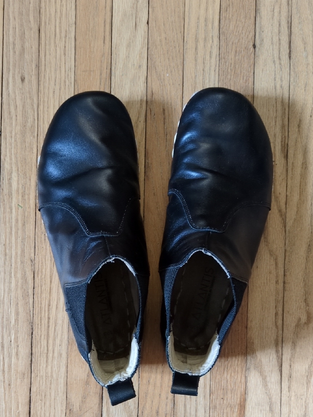 Atlantis Black Leather Chelsea Boots Barefoot Men's 10.5